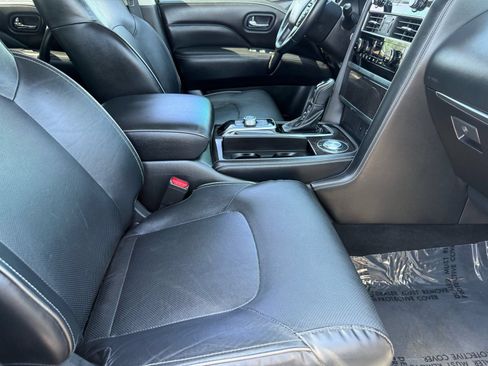 Used 2024 INFINITI QX80 Luxe RWD image 32