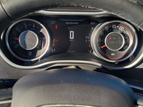 Used 2015 Dodge Challenger SXT Plus image 25