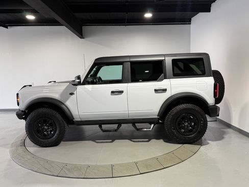 Used 2022 Ford Bronco Wildtrak AWD/4WD image 6