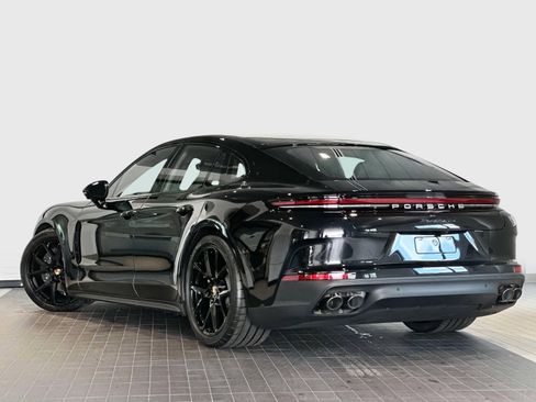 New 2025 Porsche Panamera 4 image 3