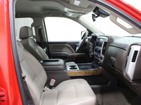 Used 2018 GMC Sierra 1500 SLT image 25