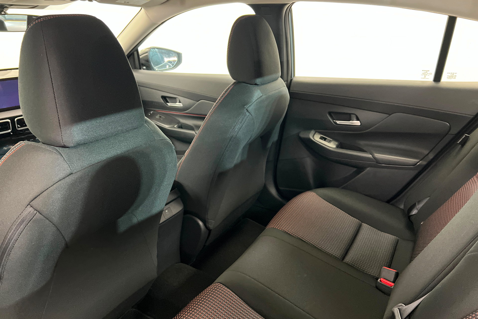 New 2027 Nissan Sentra SR w/ Floor Mat Package FWD image 19