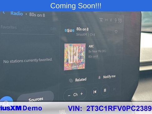 Used 2023 Toyota RAV4 XLE Premium image 29