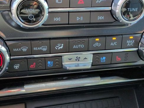 New 2025 Ford F150 Lariat w/ Equipment Group 502A High image 26