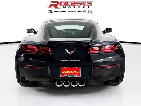 Used 2019 Chevrolet Corvette Stingray Coupe w/ 1LT RWD image 7