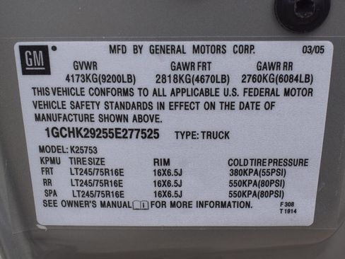 Used 2005 Chevrolet Silverado 2500 LT w/ Heavy-Duty Power Package AWD/4WD image 29