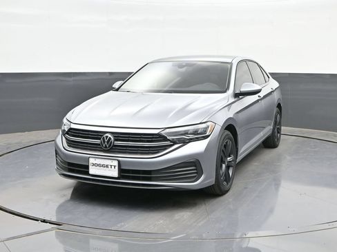 Used 2023 Volkswagen Jetta SE FWD image 26