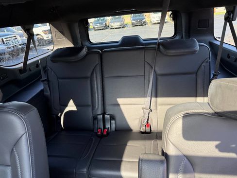Used 2021 GMC Yukon XL Denali w/ Denali Ultimate Package image 17