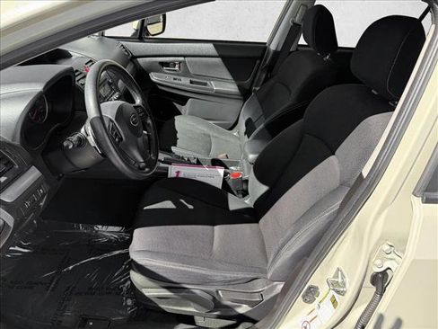 Used 2013 Subaru Crosstrek 2.0i Premium image 10