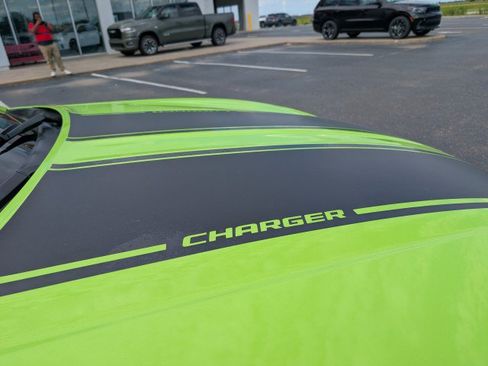 Used 2023 Dodge Charger SXT RWD image 11