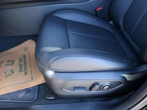 New 2026 Jeep Cherokee Limited image 12