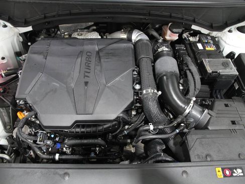 Certified 2024 Hyundai Santa Cruz Limited image 21