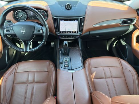 Certified 2022 Maserati Levante Modena S AWD/4WD image 32