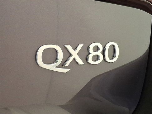 Certified 2024 INFINITI QX80 Sensory w/ All-Season Package image 34