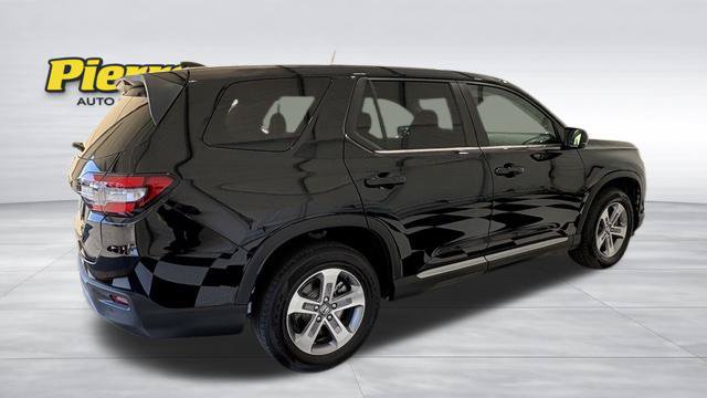 Used 2025 Honda Pilot EX-L image 8