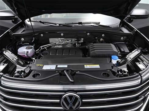 New 2026 Volkswagen Atlas SE image 15