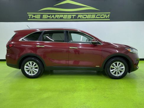 Used 2020 Kia Sorento LX w/ LX I4 Convenience Package image 11