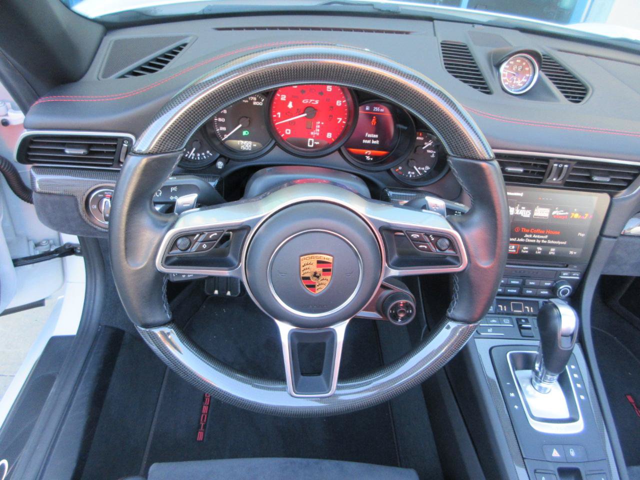 Used 2018 Porsche 911 Carrera GTS Cabriolet image 43