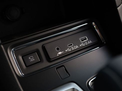 New 2026 Subaru Ascent Limited AWD/4WD image 17