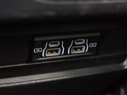 Used 2024 Jeep Grand Cherokee Laredo AWD/4WD image 23