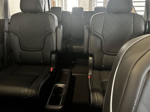 New 2026 INFINITI QX80 Luxe w/ Cargo Package AWD/4WD image 13