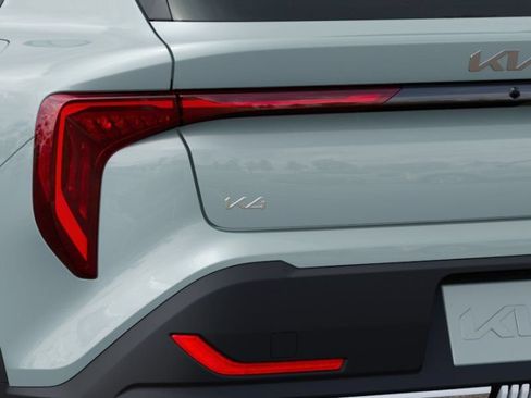 New 2026 Kia K4 EX FWD image 11
