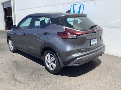 Used 2025 Nissan Kicks Play S FWD image 4
