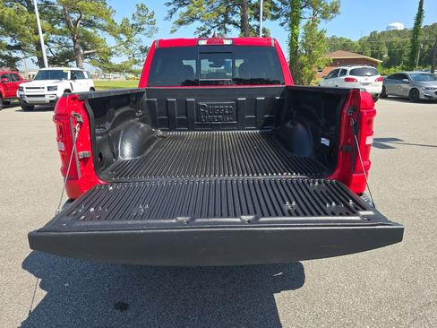 Used 2025 RAM 1500 Big Horn AWD/4WD image 23