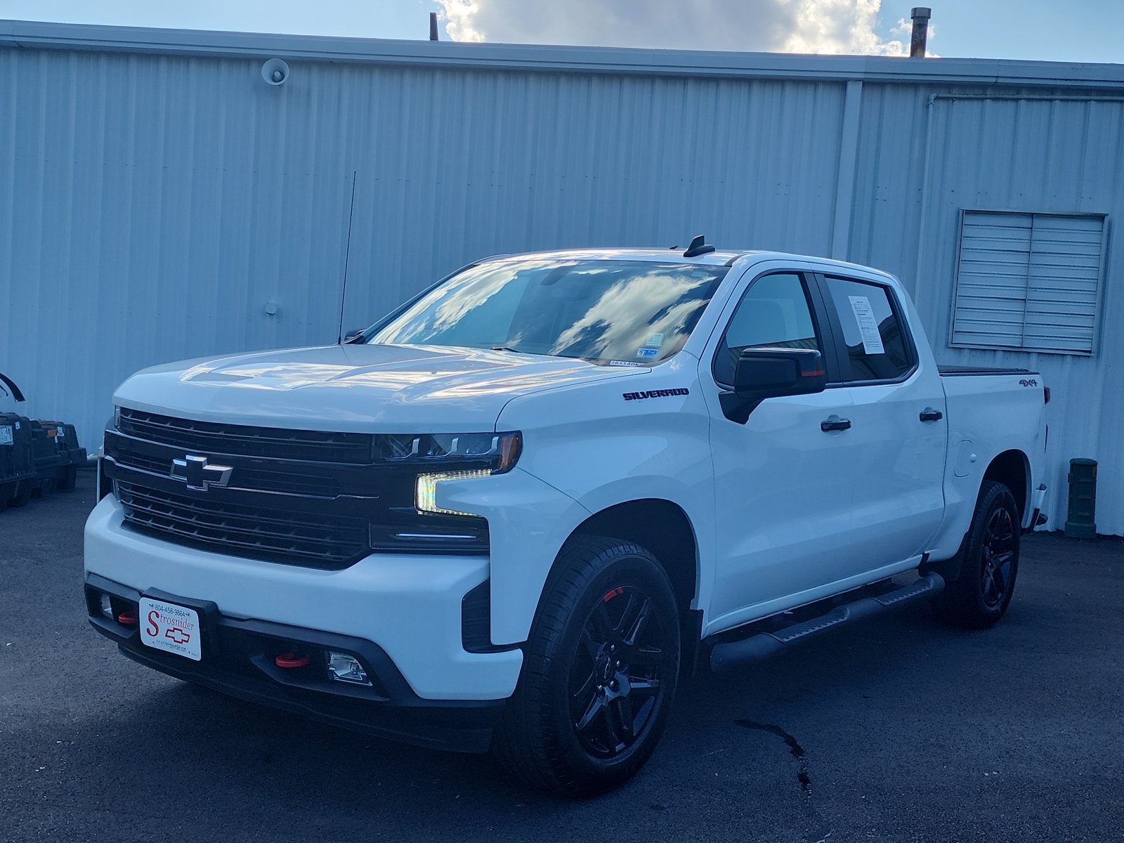 Used 2022 Chevrolet Silverado 1500 RST w/ Redline Edition AWD/4WD image 1