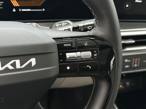 New 2026 Kia Sorento S w/ S Panoramic Sunroof Package image 25