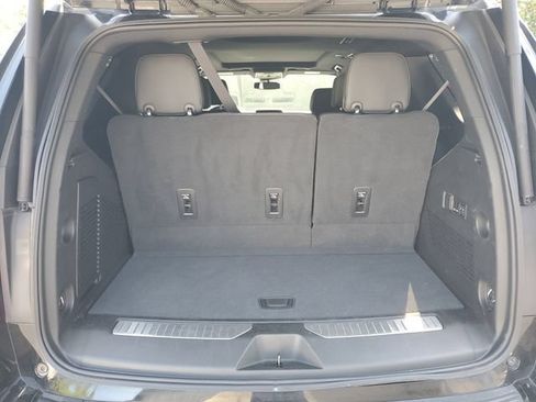 Used 2023 GMC Yukon AT4 w/ AT4 Premium Package AWD/4WD image 30