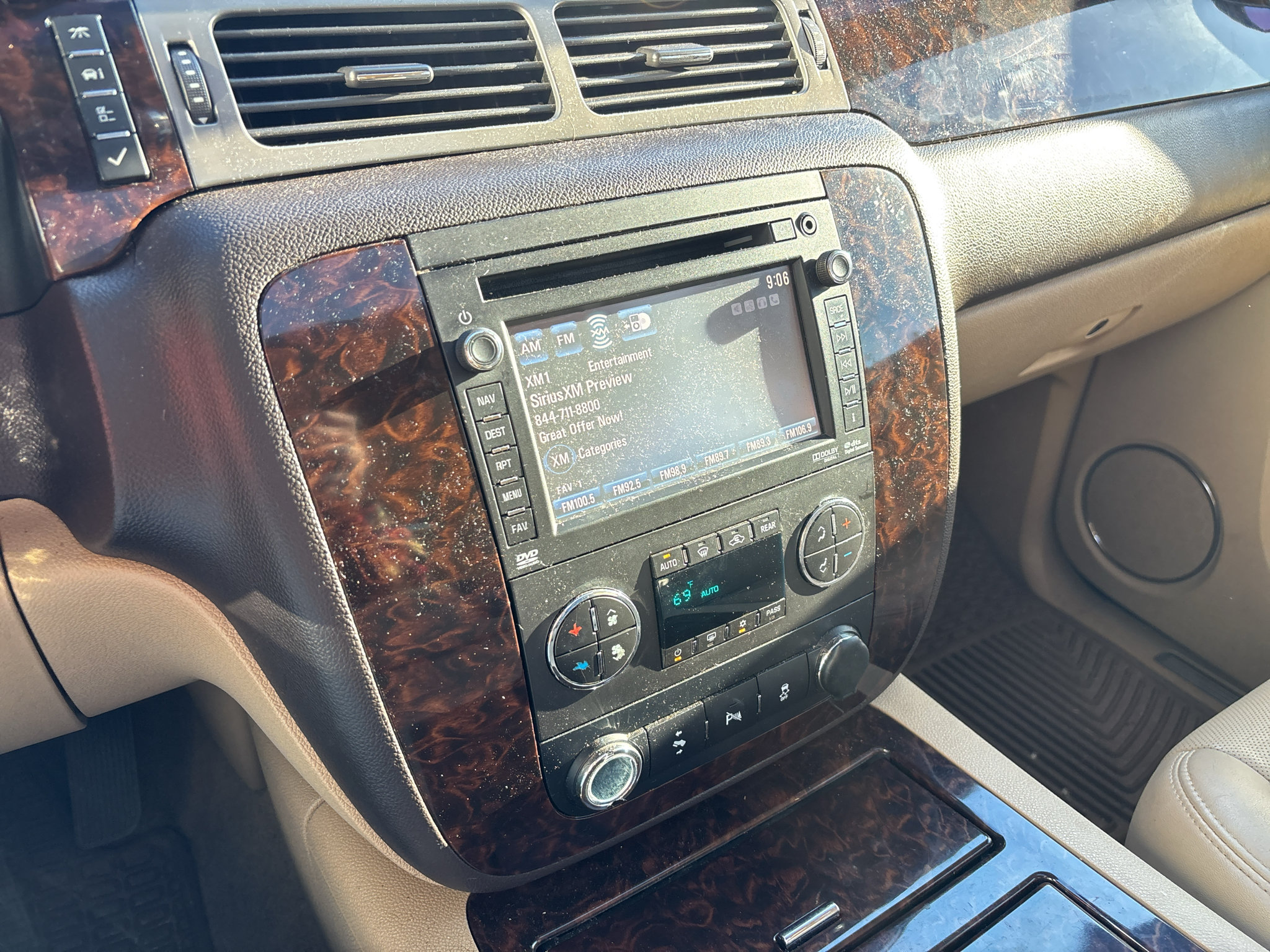 Used 2013 GMC Yukon XL Denali RWD image 22
