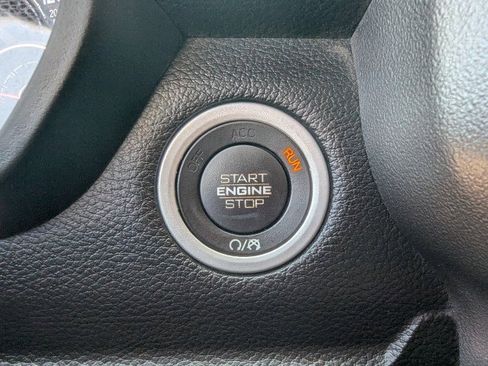 Used 2019 RAM 1500 Big Horn AWD/4WD image 17