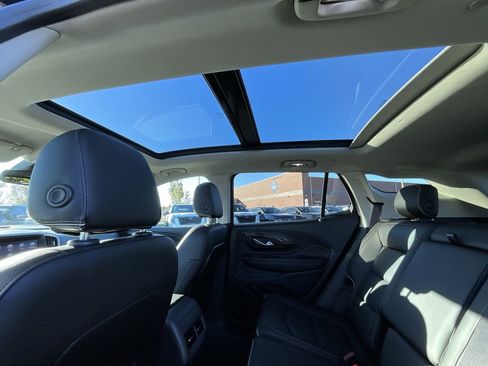 Used 2019 GMC Terrain Denali w/ Advanced Safety Package image 31