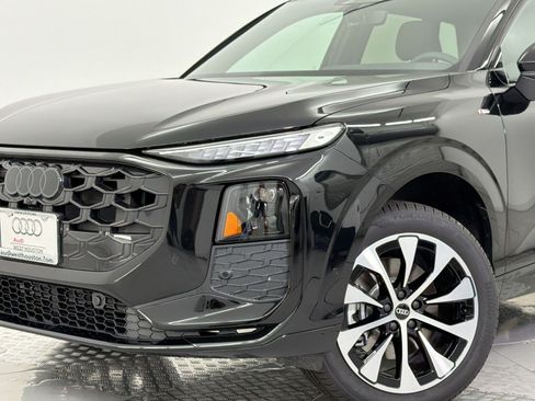 New 2026 Audi Q3 quattro 2.0T w/ Driver Assistance Package AWD/4WD image 10