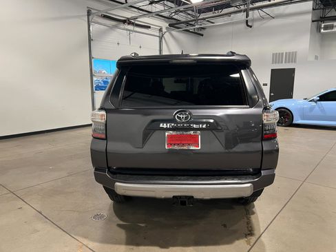 Used 2019 Toyota 4Runner TRD Off-Road image 4