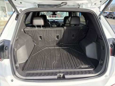 Certified 2022 Chevrolet Equinox RS w/ Infotainment Package image 24