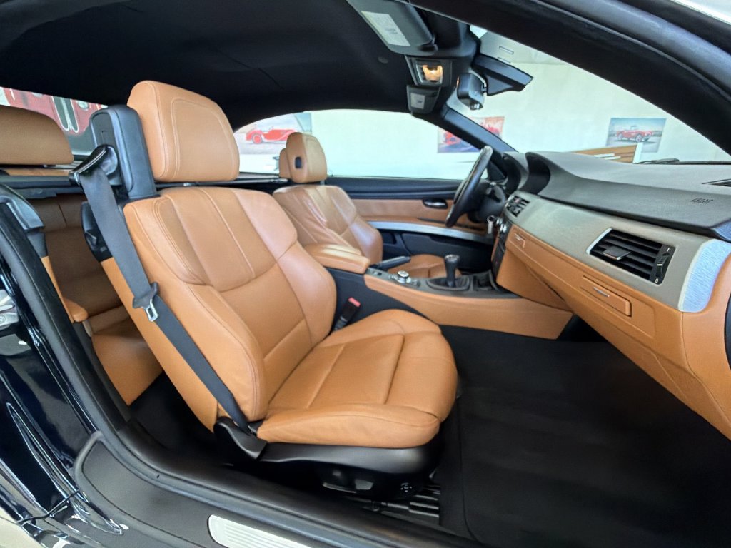 Used 2013 BMW M3 Convertible RWD image 22
