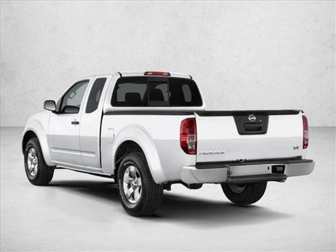 Used 2013 Nissan Frontier SV w/ SV Value Truck Pkg image 4