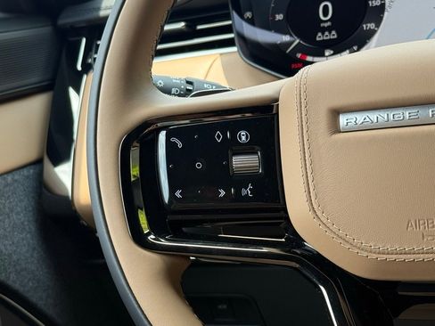 New 2025 Land Rover Range Rover Sport Dynamic SE AWD/4WD image 17