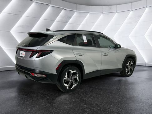 Used 2022 Hyundai Tucson SEL w/ Convenience + Premium Package image 4