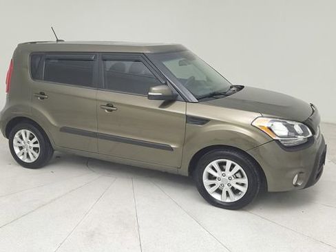 Used 2012 Kia Soul + w/ Audio Pkg image 7