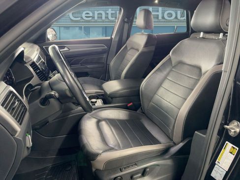 Used 2020 Volkswagen Atlas Cross Sport SEL Premium image 5