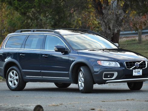 Used 2013 Volvo XC70 3.2 image 4