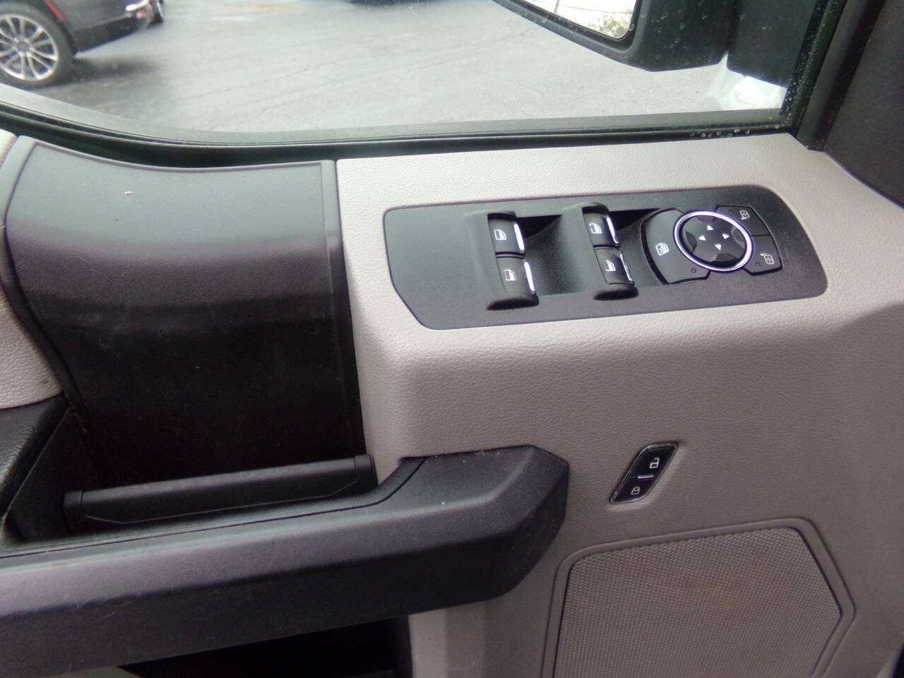 Used 2017 Ford F150 XL w/ XL Power Equipment Group AWD/4WD image 20