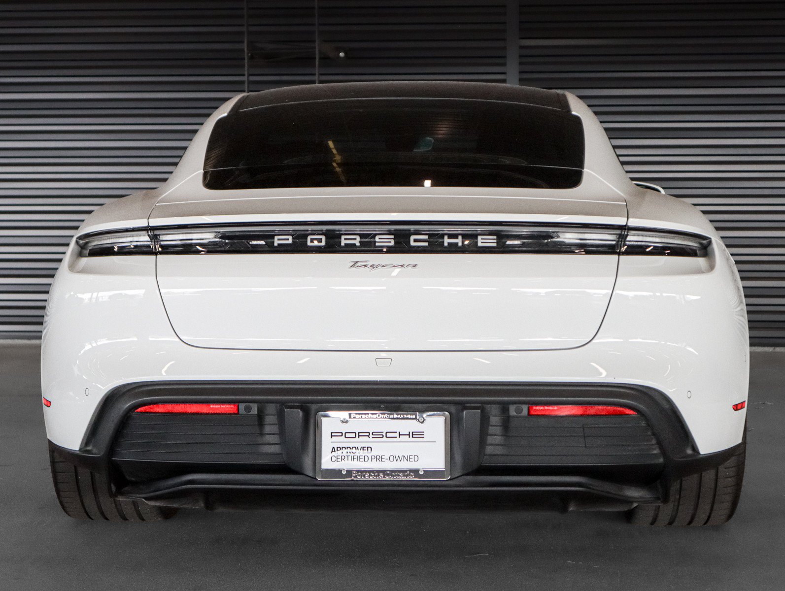 Certified 2024 Porsche Taycan w/ Premium Package RWD image 9