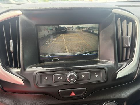 Used 2019 GMC Terrain SLE w/ Driver Convenience Package FWD image 20