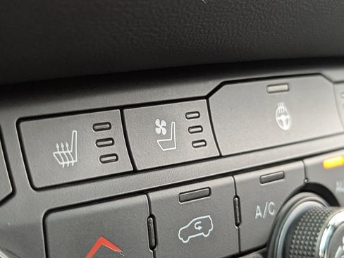 Used 2024 Dodge Durango GT image 23