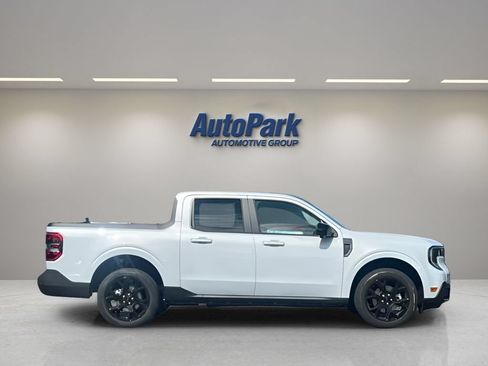 New 2026 Ford Maverick Lariat w/ Black Appearance Package AWD/4WD image 8