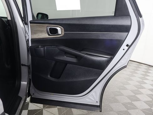 Used 2023 Kia Sorento S w/ Panoramic Sunroof Package image 26